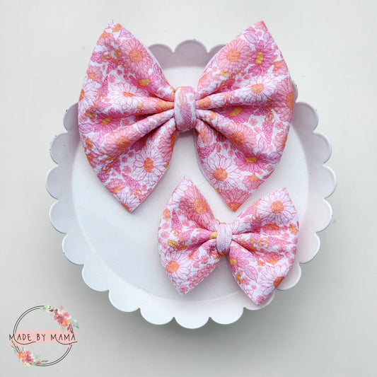 Peachy Daisies Bullet Bow