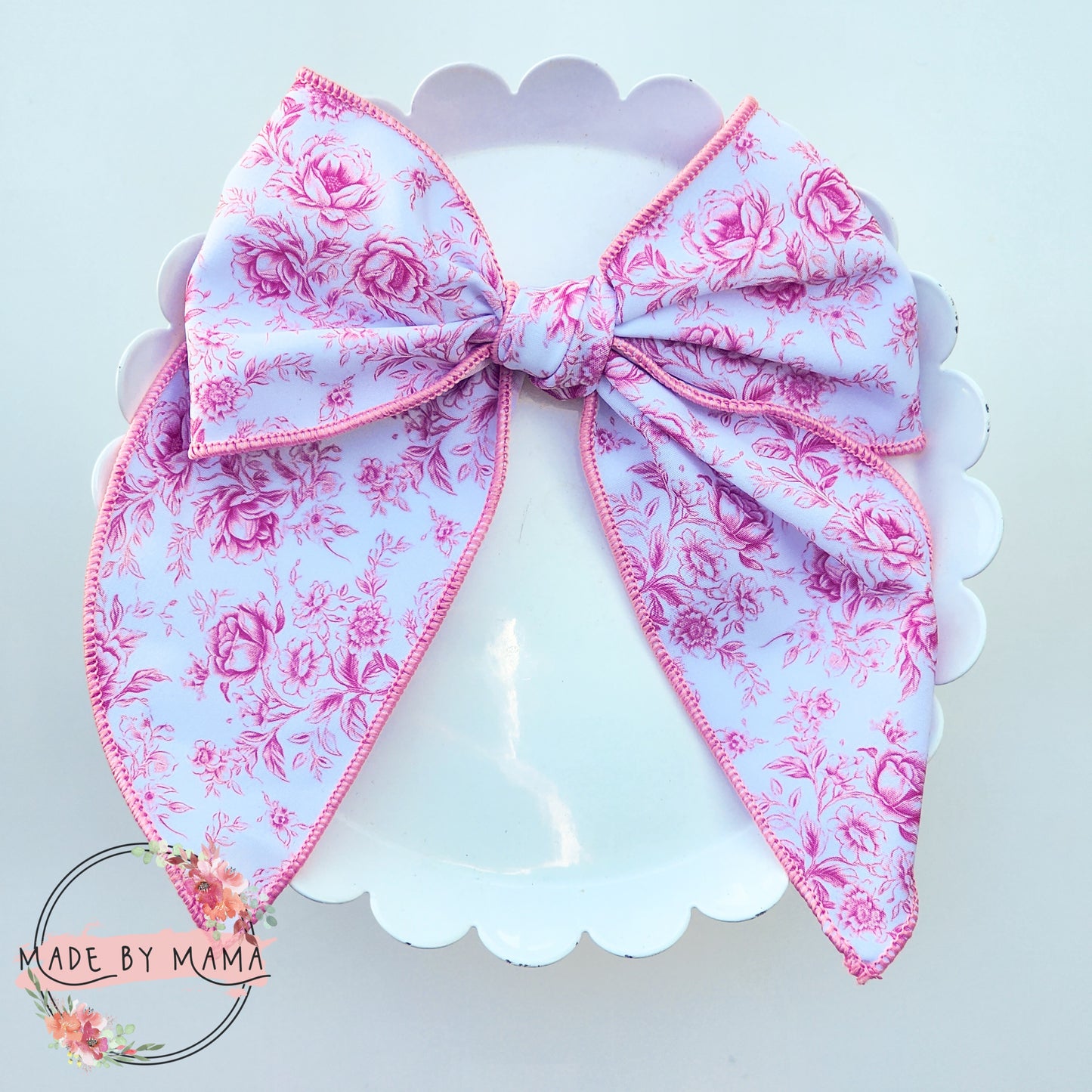 Love Shack Handtied Bow