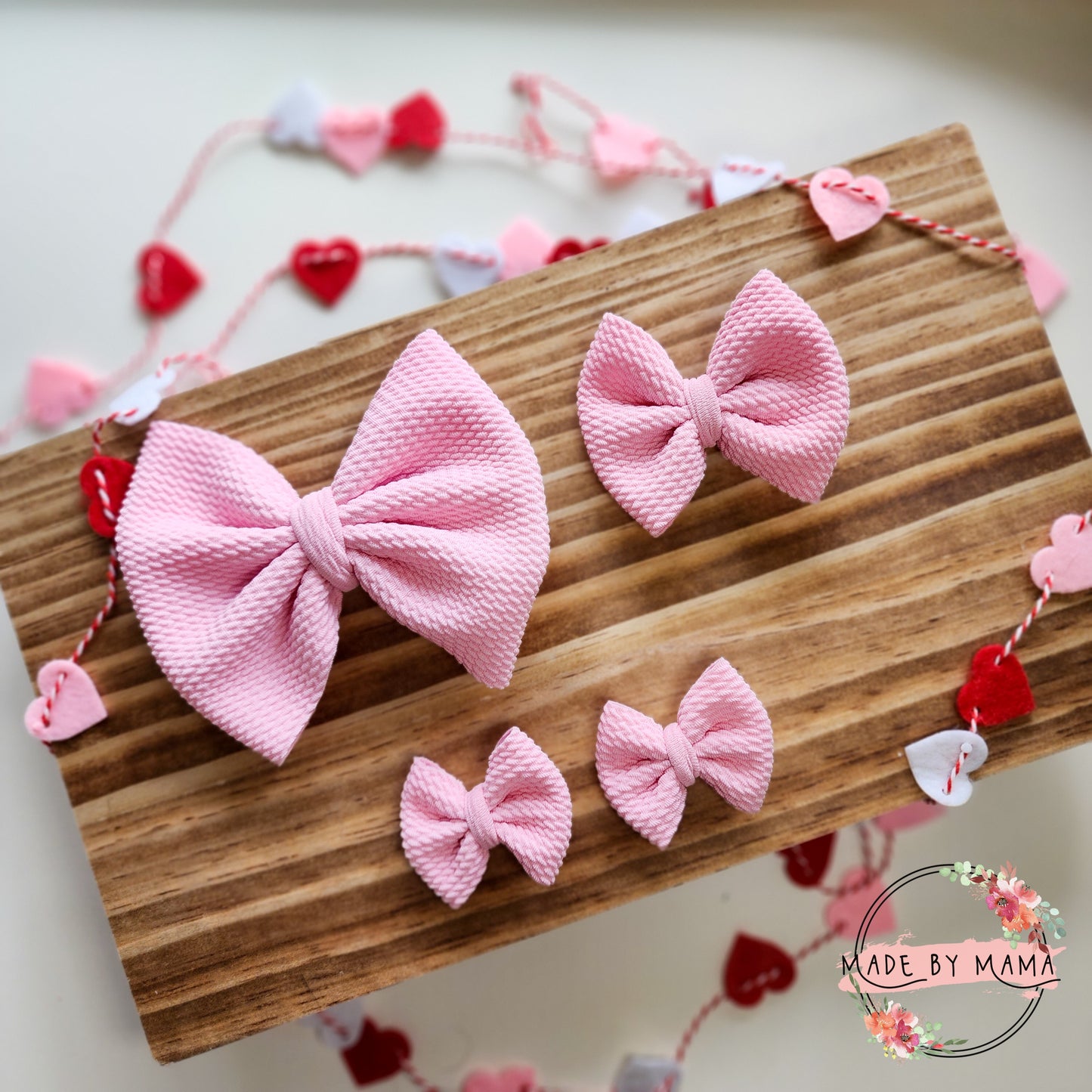 Solid Powder Pink Bullet Bows