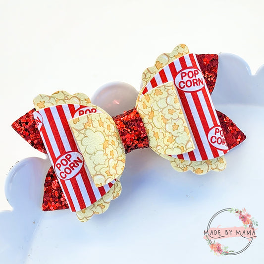 Buttery Popcorn Bow