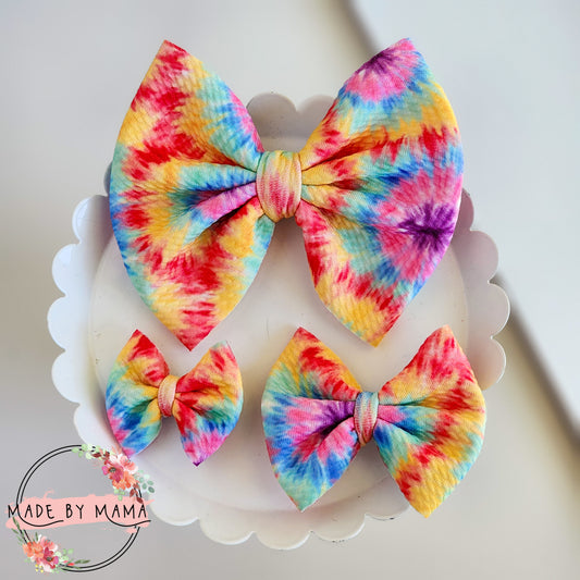 Classic Tie Dye Bullet Bow