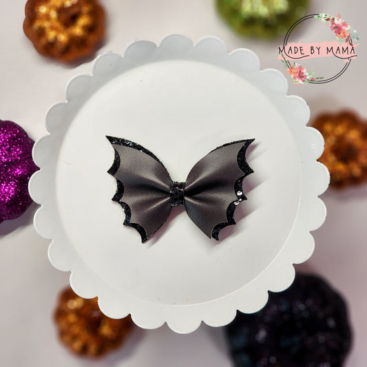 Classic Bat Bow