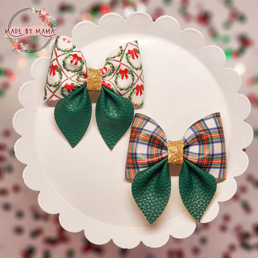 Traditional Christmas Bows