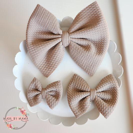 Oyster Bullet Bows