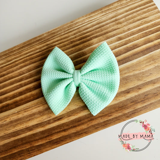 Mint Bullet Bow