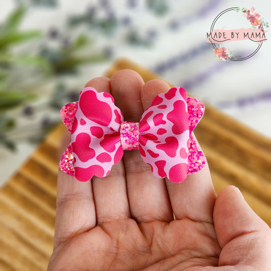 Strawberry Cows Bow
